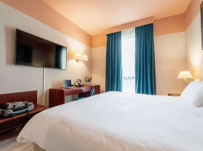 Отель Mercure Bologna Centro