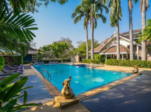 Le Charme Sukhothai Historical Park Resort