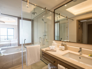 Курортный отель InterContinental Fujairah Resort by IHG