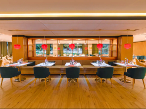 Rixos The Palm Hotel & Suites