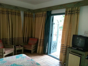 Club El Faraana Reef