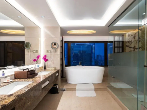 Отель The Garden Hotel Guangzhou