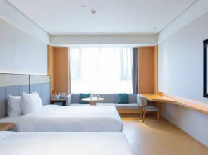 JI Hotel (Tengzhou Xueyuan Road Zhen'ai Mall)