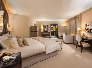 Hôtel Barrière Fouquet's Paris