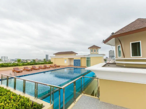Отель Crystal Palace Pattaya