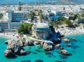 Abril Nerja