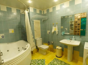 Hostel na Preobrazhenke Tut Zhivut