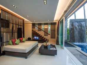 Peach Blossom Resort & Pool Villa