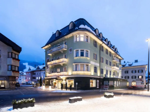 Post Hotel
