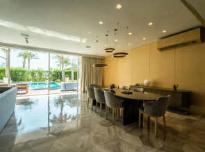 Отель Five Palm Jumeirah