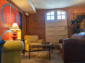Lancaster Arts Hotel