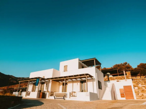 FarOut BeachClub - Rooms & Camping