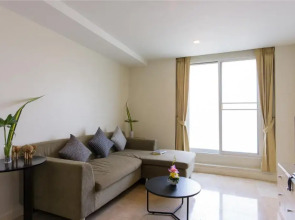 Sabai Sathorn Service Apartment
