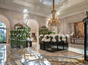 Отель Four Seasons George V