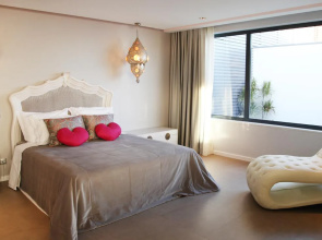 Motel Seven