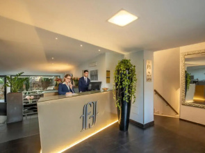 Fragrance Hotel St. Peter