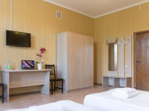 Парк-Отель Май