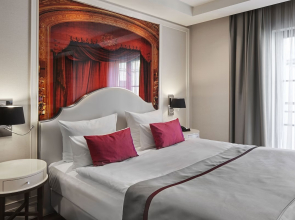 TITANIC Gendarmenmarkt Berlin