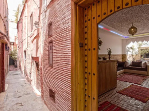 Amour d'auberge - Hostel