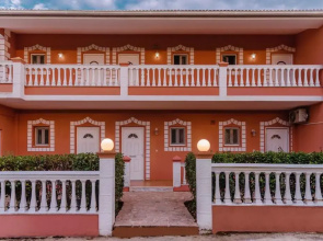 Riposo Studios and Apartments