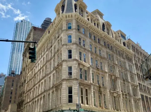 31 Street Broadway Hotel