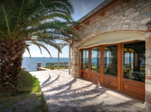 Lavantalı Konak Taş Ev - Otel&Restoran