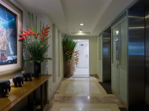 Sabai Sathorn Service Apartment