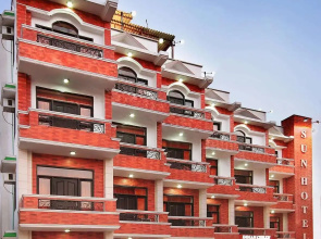 OYO 10150 Sun Hotel