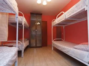 Hostel na Preobrazhenke Tut Zhivut