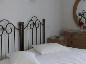 Minoa Hotel