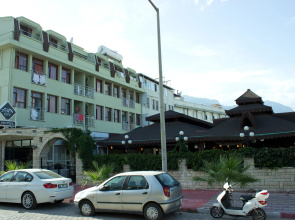Ares City Hotel