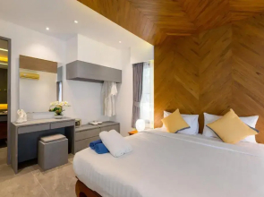 Karon Beach Pool Villa