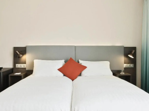 Holiday Inn Toulon City Centre by IHG