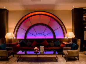 Отель Shanghai Mansion Bangkok