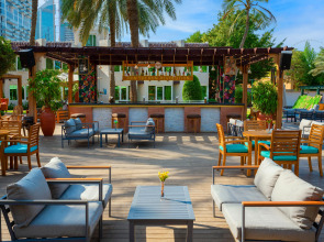 Отель Al Habtoor Grand Resort Autograph Collection