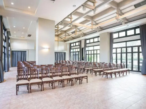 Mike Garden Resort Hotel