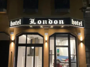 Отель London