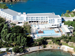 Out Of The Blue All Inclusive Resort & Spa