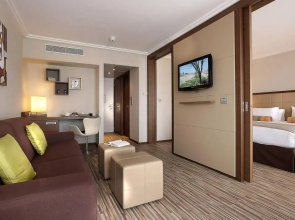AC Hotel by Marriott Ambassadeur Antibes - Juan Les Pins