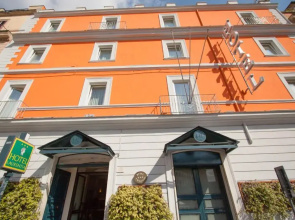 Laurentia Hotel