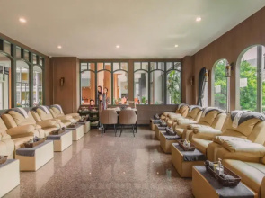 Отель Elite Suites Patong