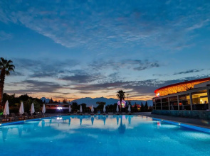 Nashira City Resort