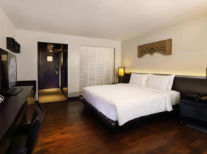 Le Meridien Phuket Beach Resort