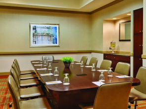 DoubleTree Suites by Hilton Hotel Philadelphia West