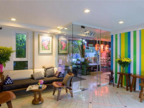 Sabai Sathorn Service Apartment