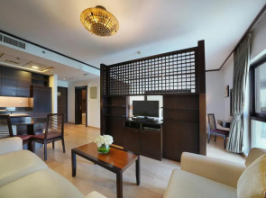 Отель Park Apartments Dubai, an Edge by Rotana