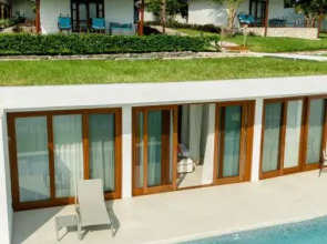 Karafuu Beach Resort & Spa Hotel