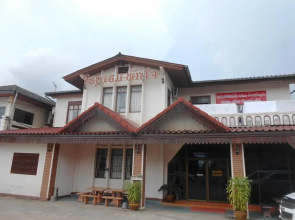 Phakchai Hotel