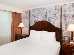 DoubleTree Suites by Hilton Hotel Philadelphia West