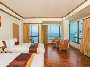 Cosy Beach Hotel